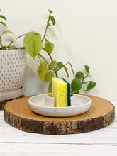 Load image into Gallery viewer, #028 - White speckled sponge holder