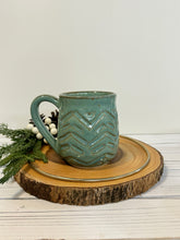 Load image into Gallery viewer, #032 - 14 oz. Green speckled carved mug
