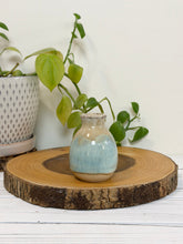 Load image into Gallery viewer, #001 - Itsy bitsy Bud vase beige and turquoise
