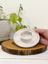 Load image into Gallery viewer, #027 - White speckled sponge holder
