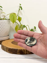 Load image into Gallery viewer, #037 - Fern patterned Calming stone with green rim
