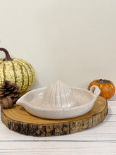 Load image into Gallery viewer, #023 - Manual citrus juicer white speckled

